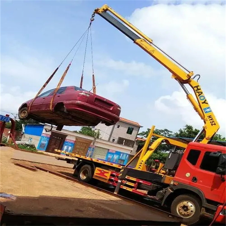 南京江宁吊车吊汽车的正确方法